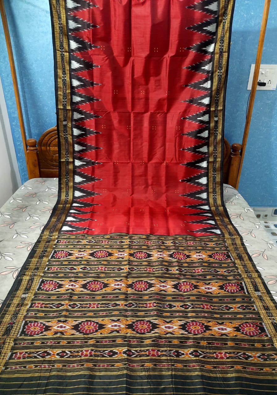 Red Khandua silk saree
