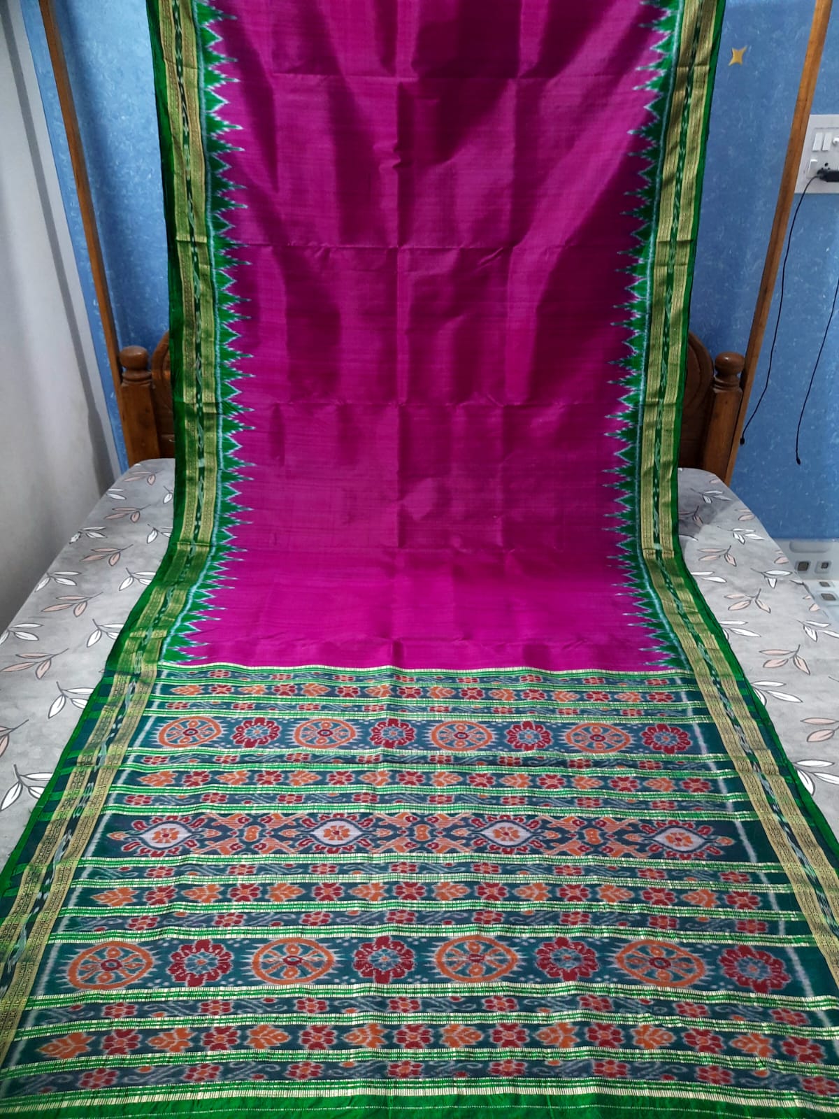 Magenta and green plain Khandua silk saree