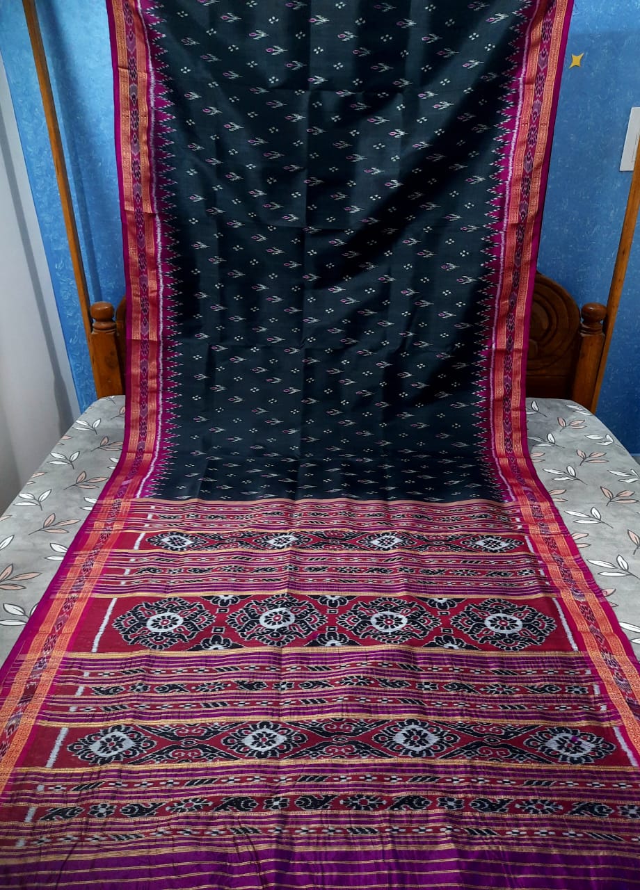 Black Khandua silk saree