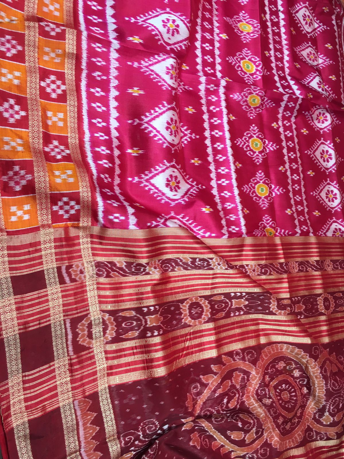 Khandua pata saree
