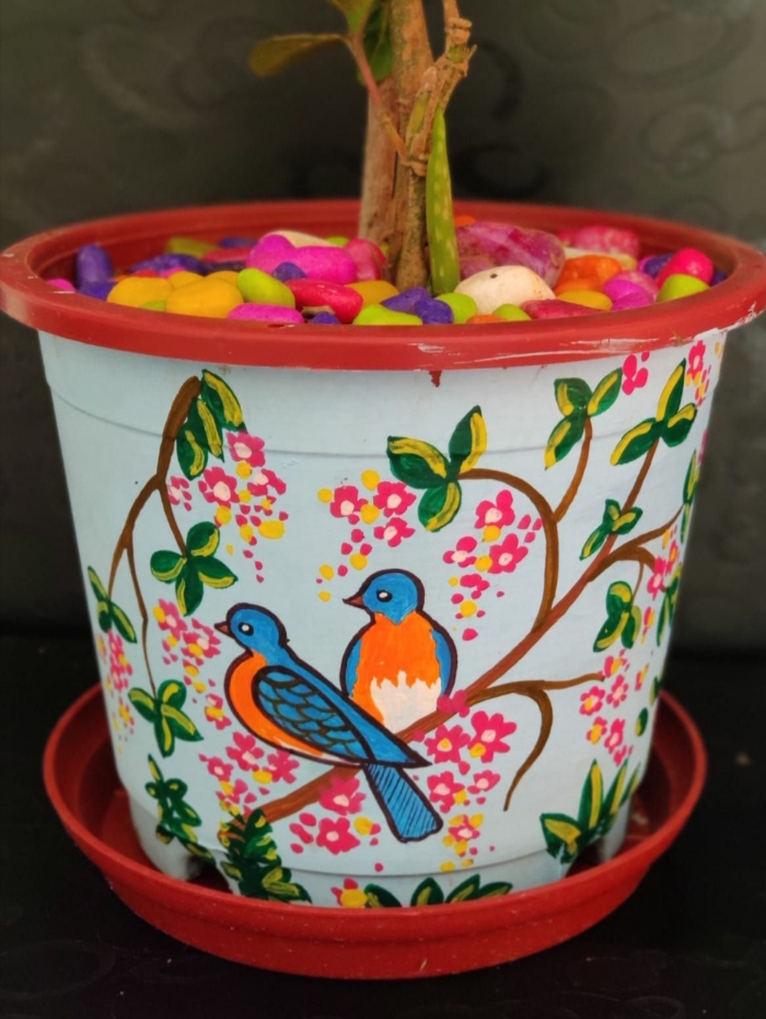 CHIDIYA birds handpainted planter