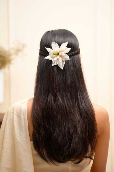 Cora Lilly Hair Slide