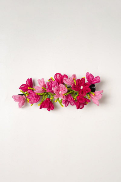 Cosmos Floral Crow Clip