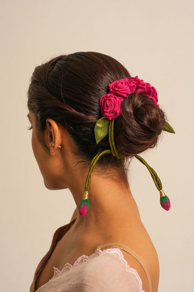 Amara Rose Gajra