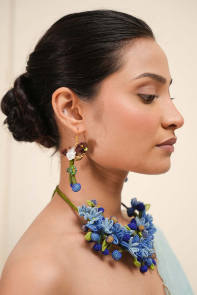 Neelam Necklace & Earrings set