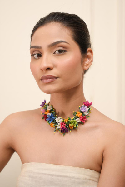 Gardenia Textile Necklace