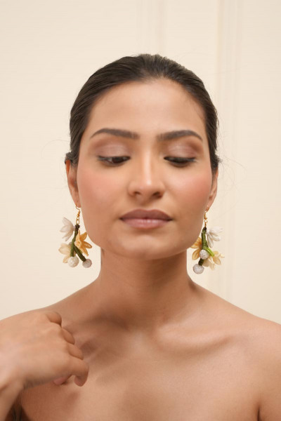 Milli Floral Earrings