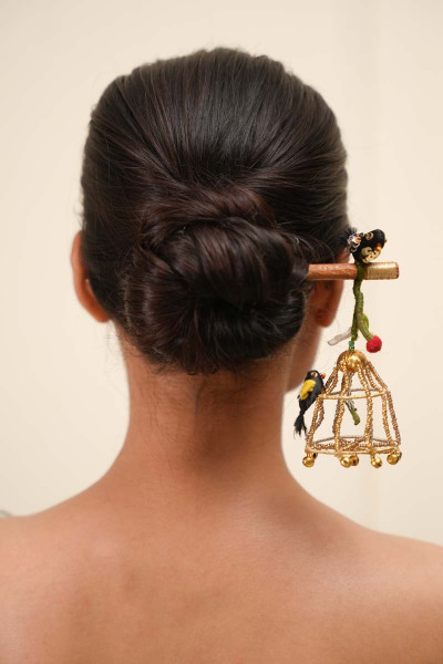 Mukti Bun Stick