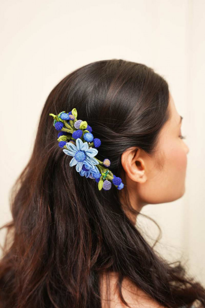 Image of Nelufar Comb Clip