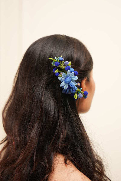 Nelufar Comb Clip