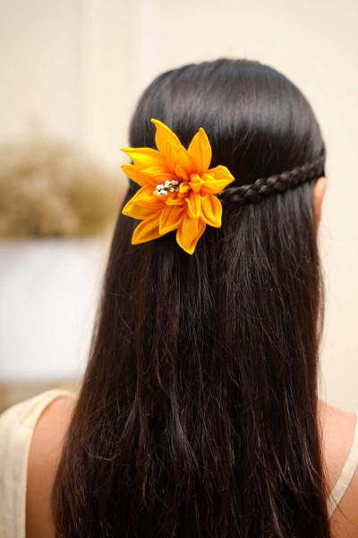 Yellow Lilly Hair Slide
