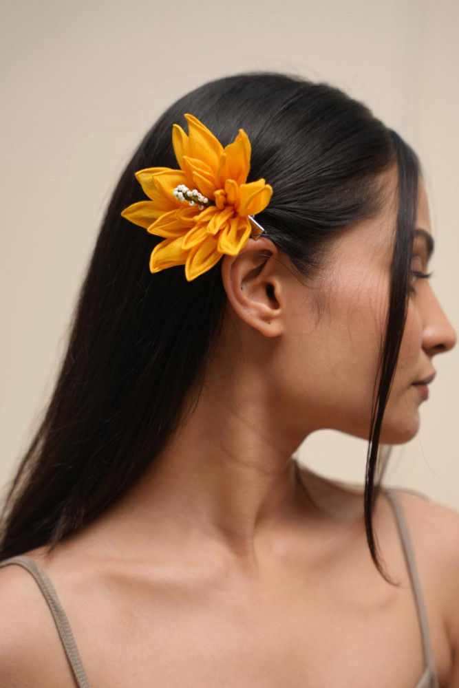 Image of Yellow Lilly Hair Slide