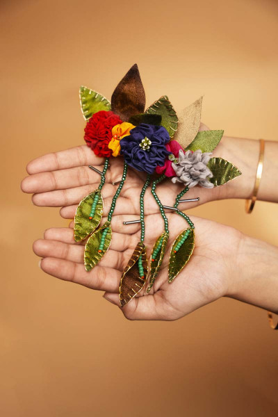Rupeshwari Back Hair Clip