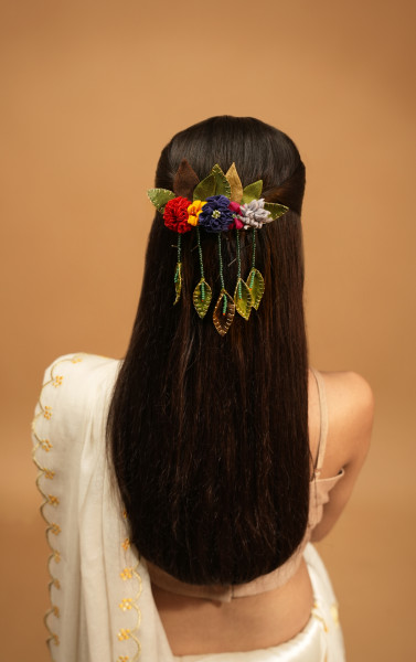 Rupeshwari Back Hair Clip