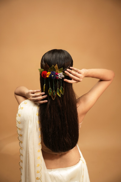 Rupeshwari Back Hair Clip