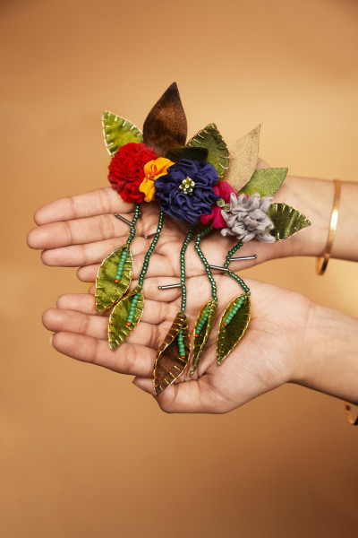 Rupeshwari Back Hair Clip