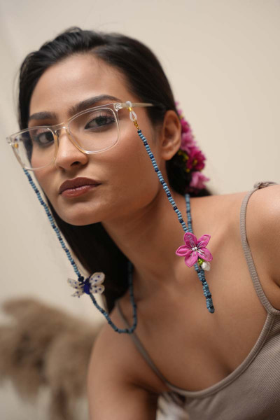 Umi Eye Wear Chain