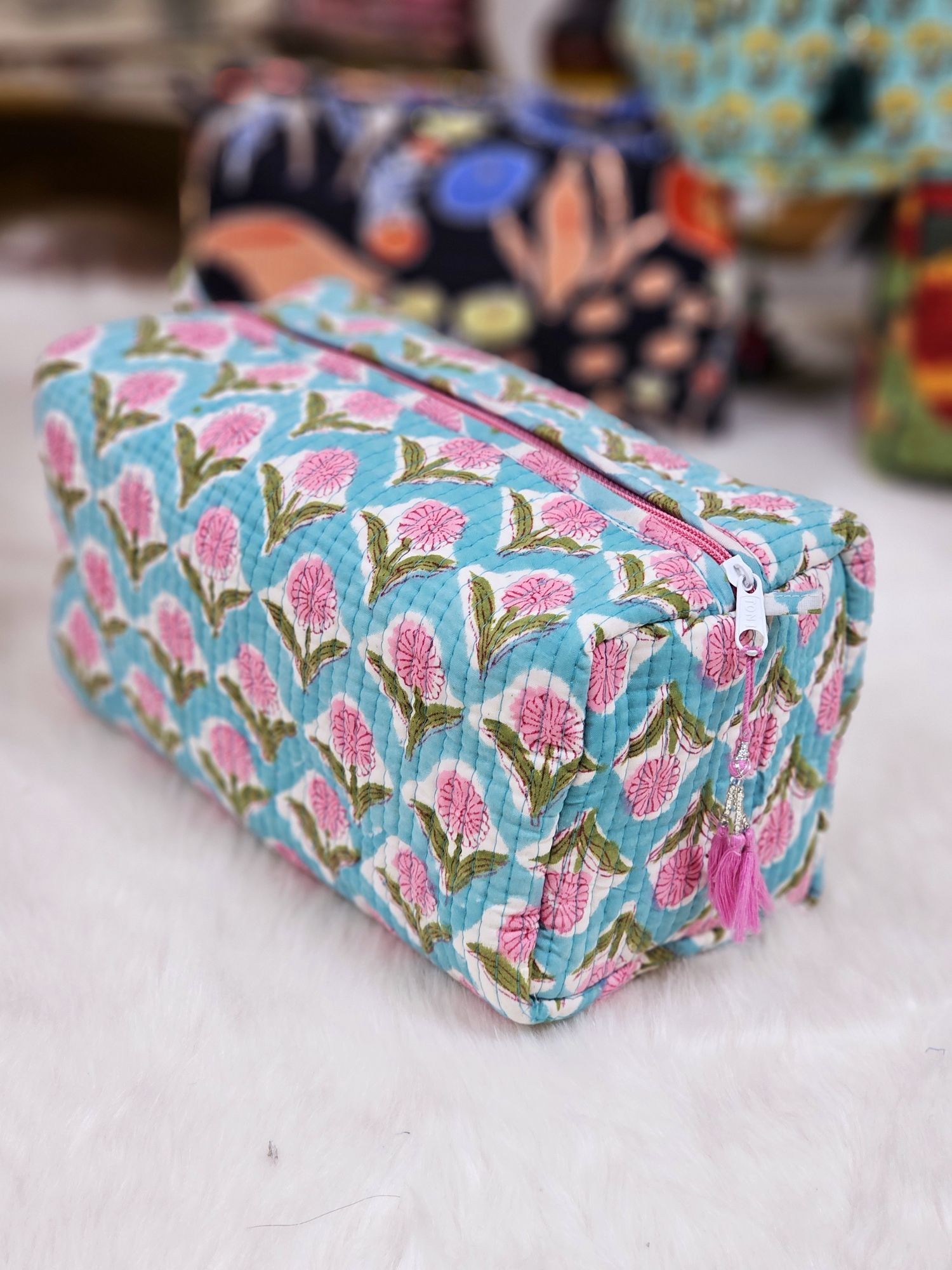 Multi Utility Travel pink flower printed
