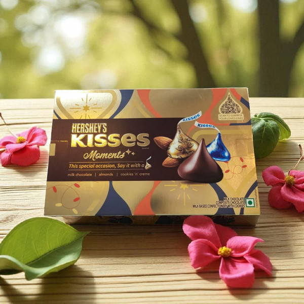 Image of Hershey&#039;s Kisses Moments-90.3g