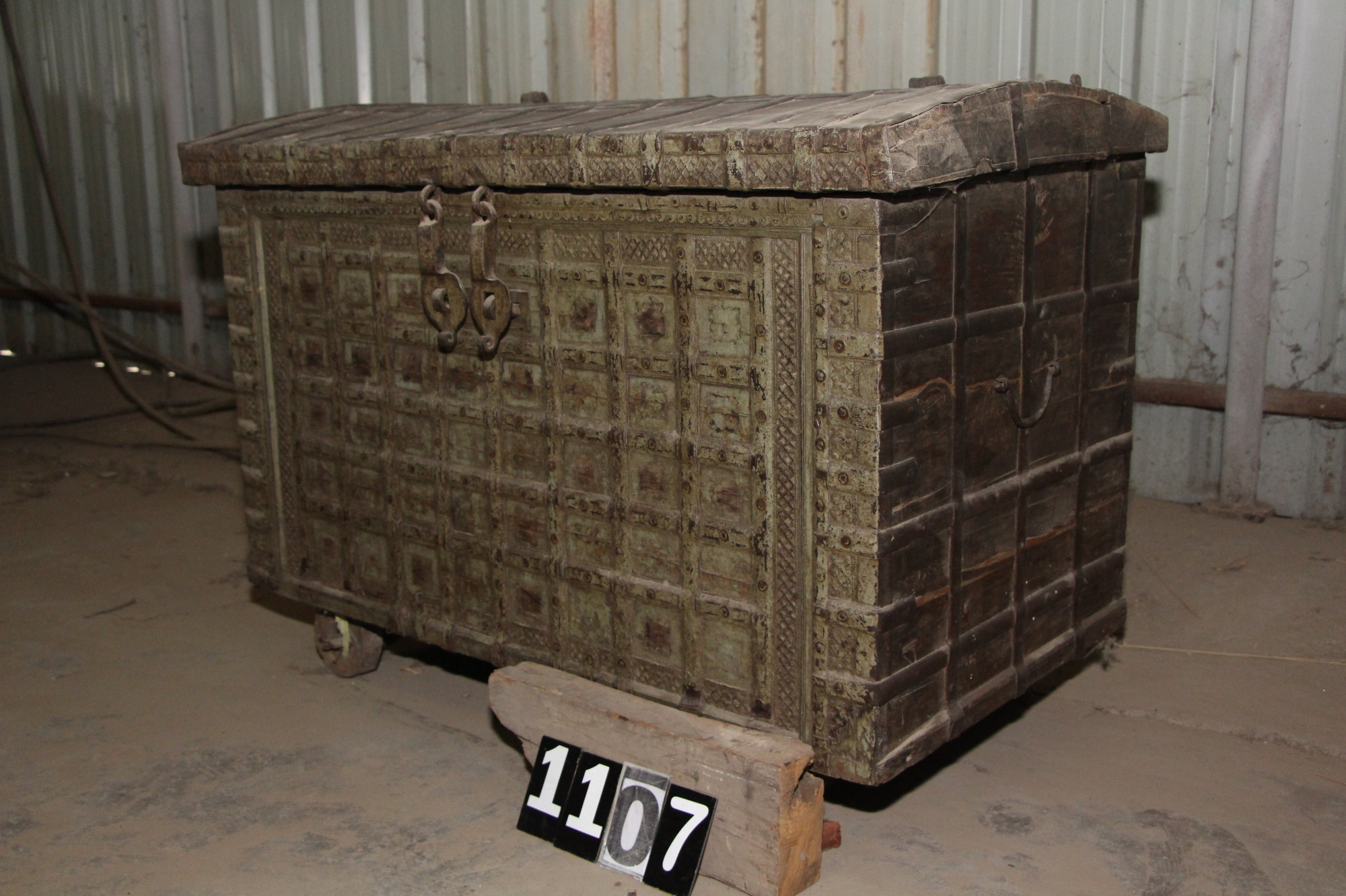 Vintage old trunk