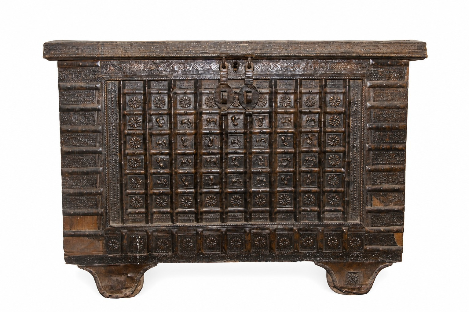 Vintage old trunk