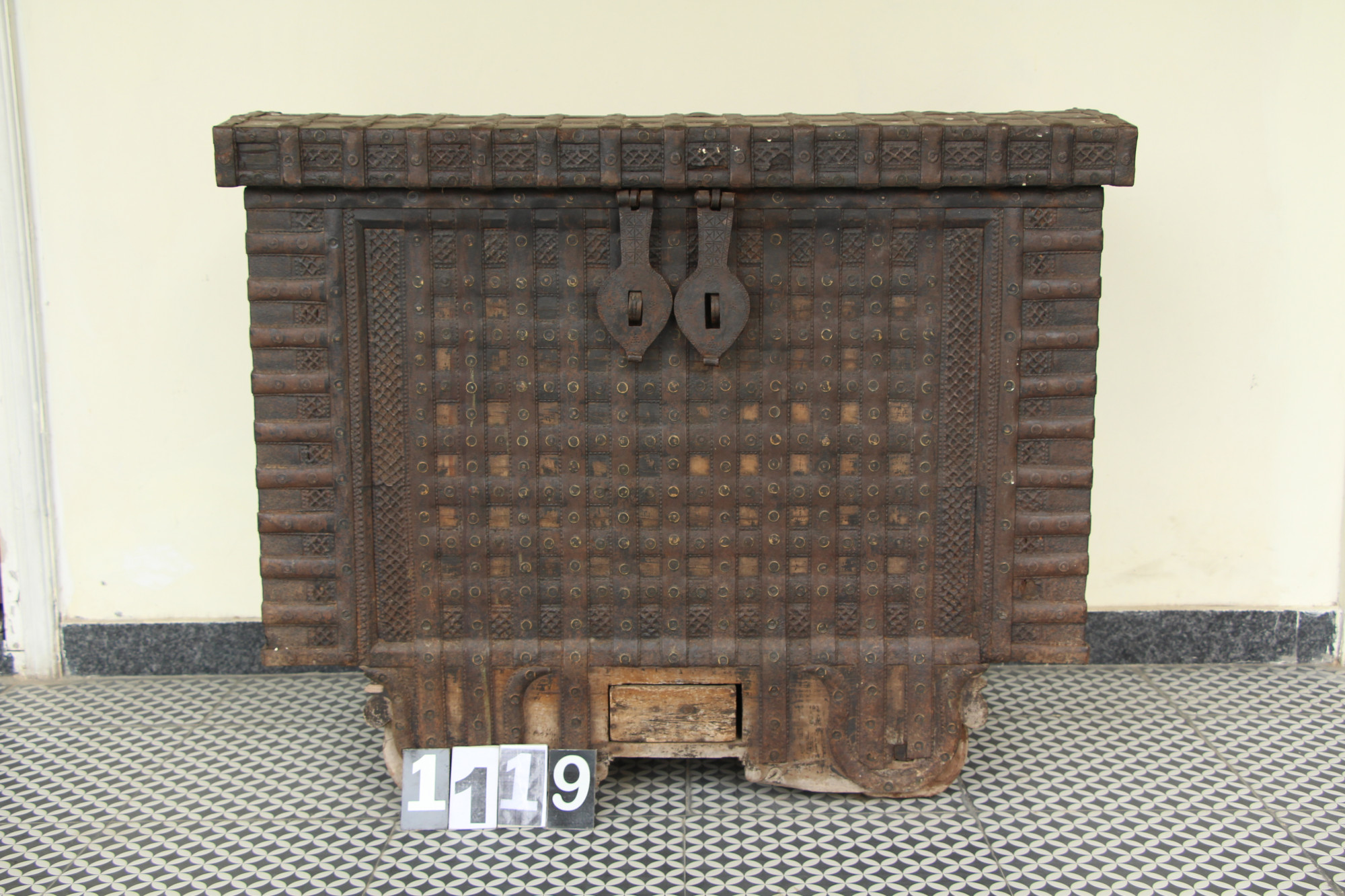 Vintage old trunk