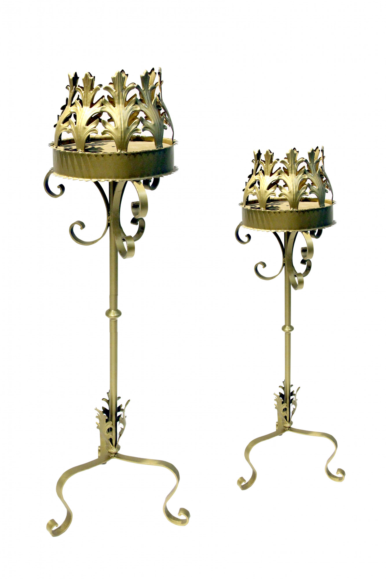 Crowned Foliate Pedestal Stands