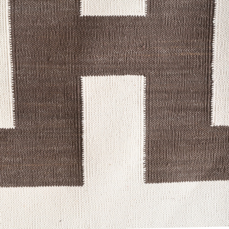 Ivory geometric rug