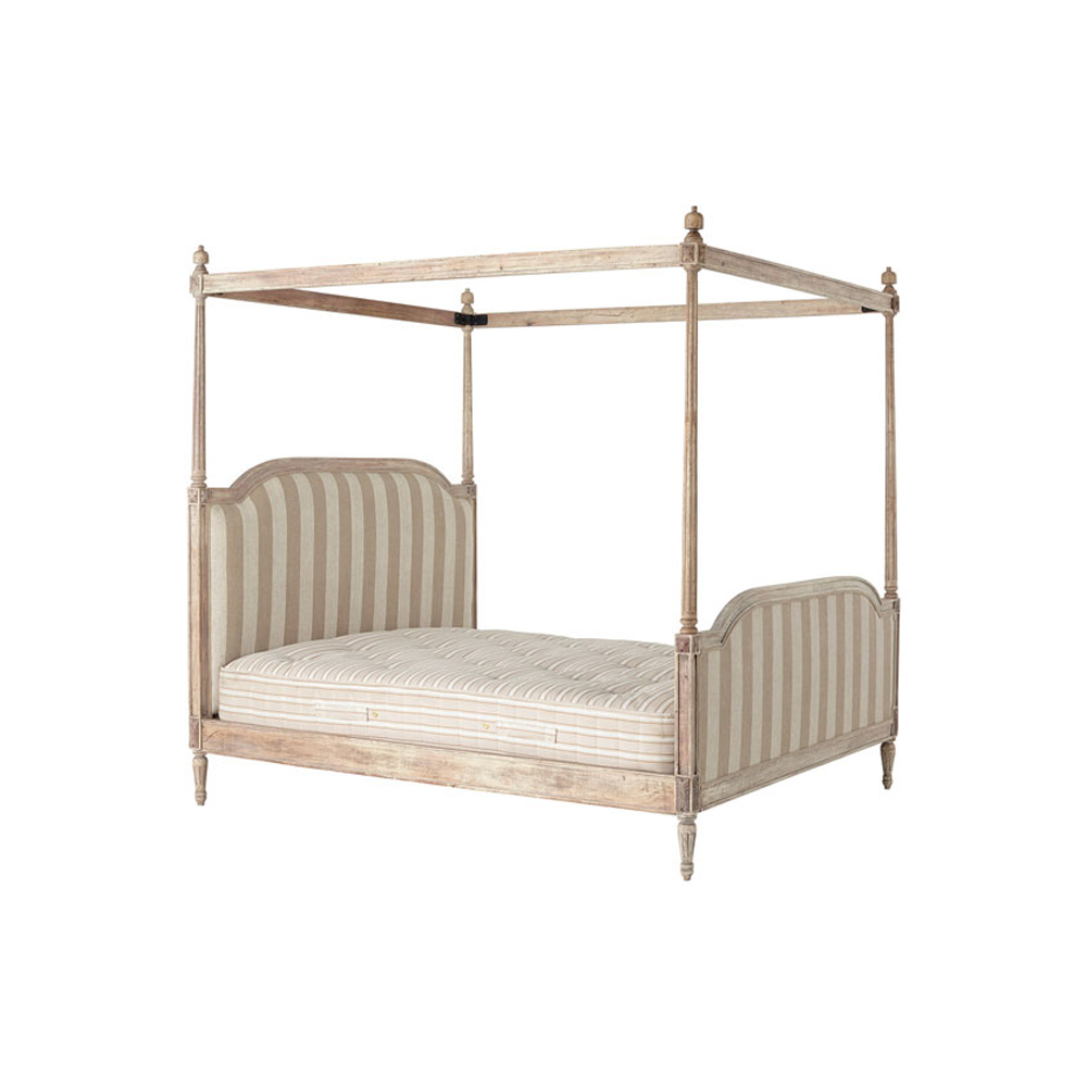 Maison Linen Poster bed with footboard
