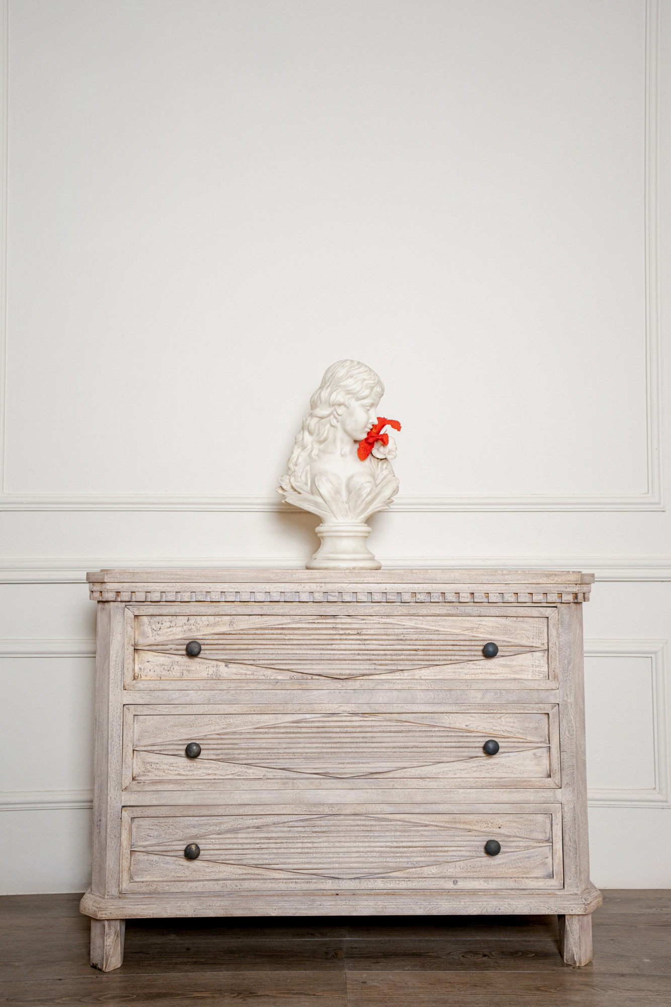 Farmhouse Chest