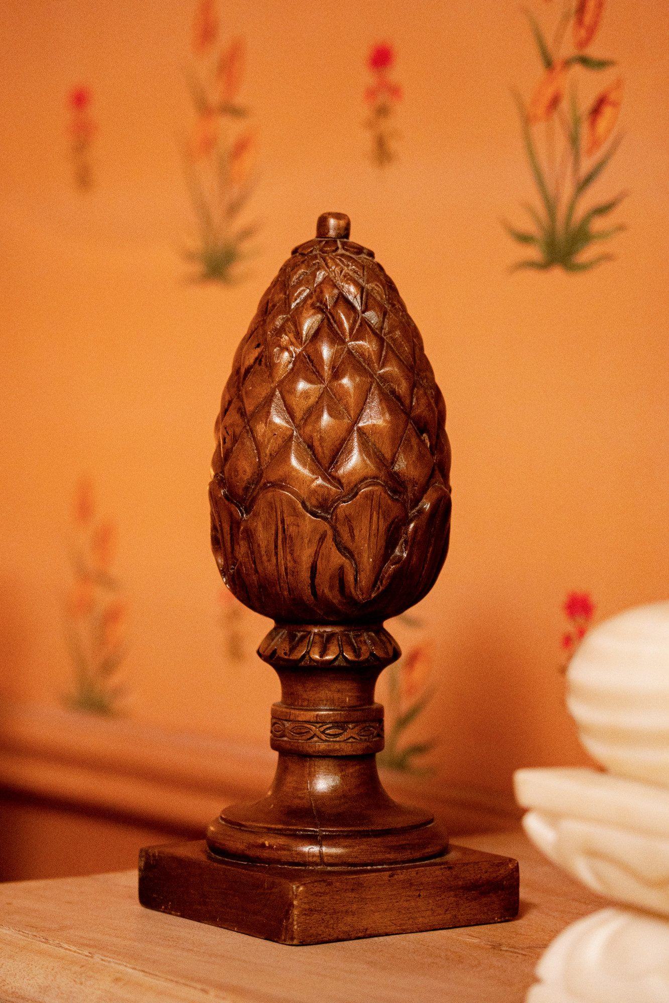 Rustic wooden artichoke