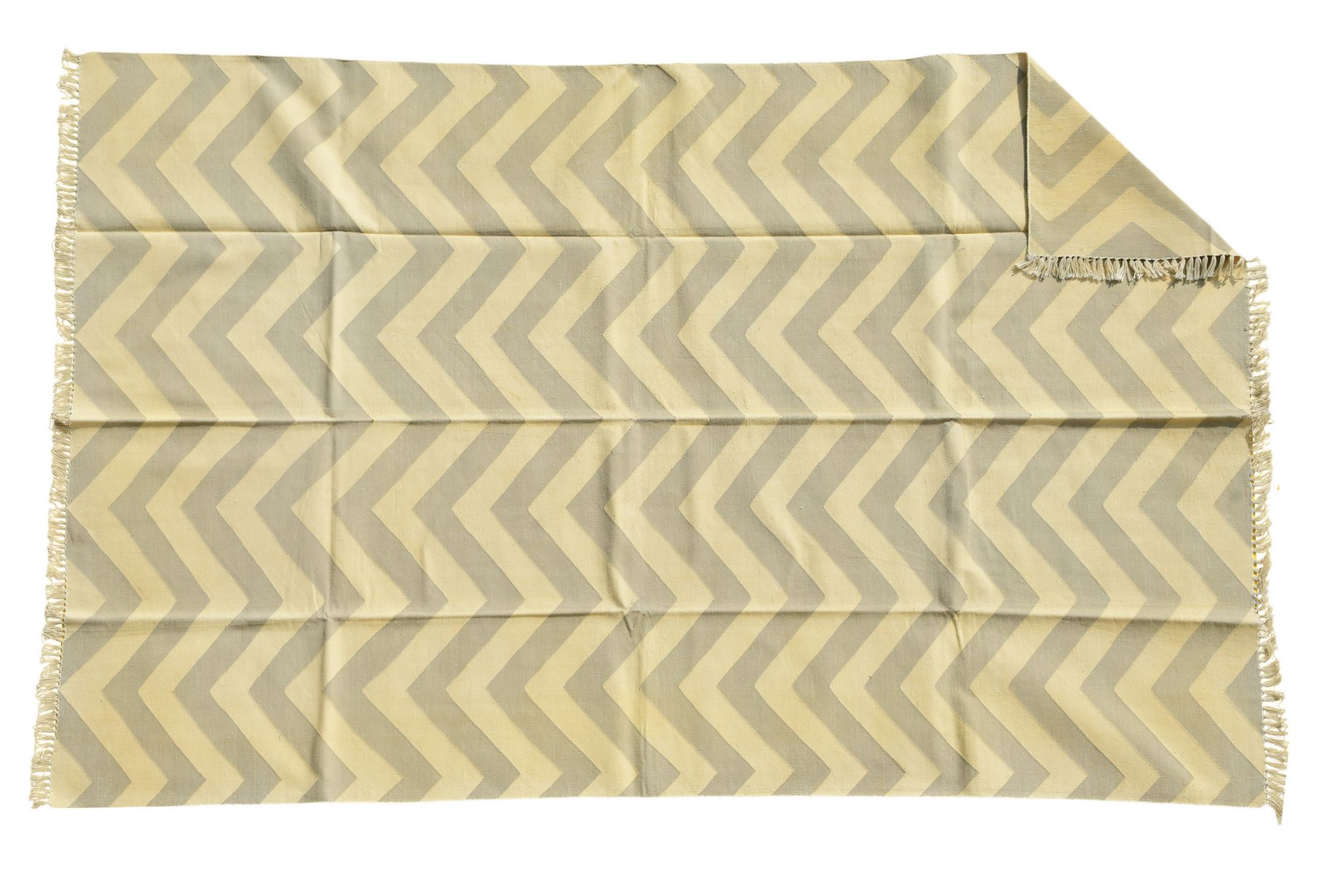 Chevron beige and grey rug