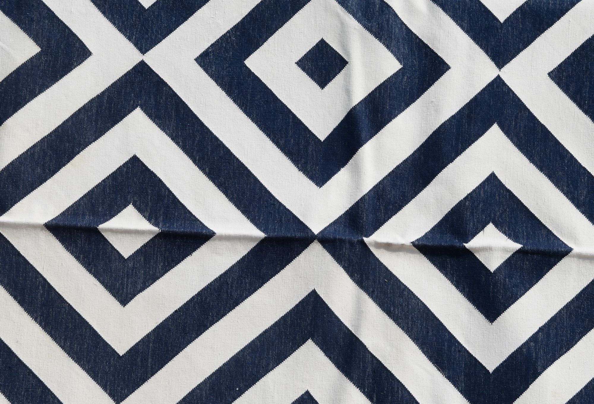 Blue and white zulu geometric rug