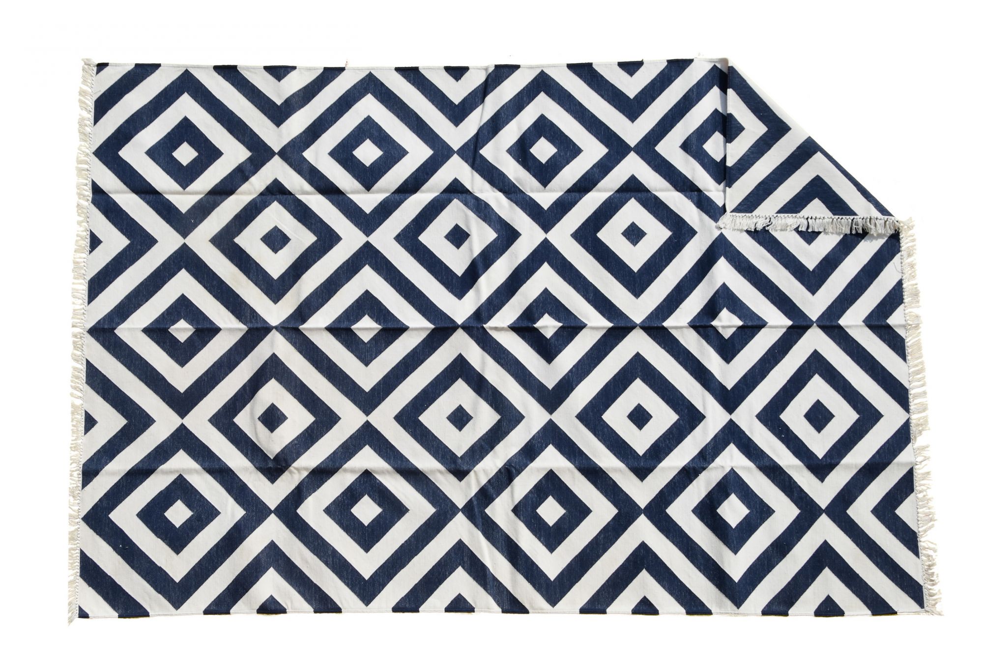 Blue and white zulu geometric rug