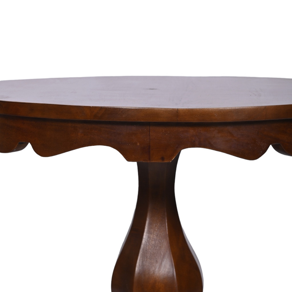 Round pedestal table