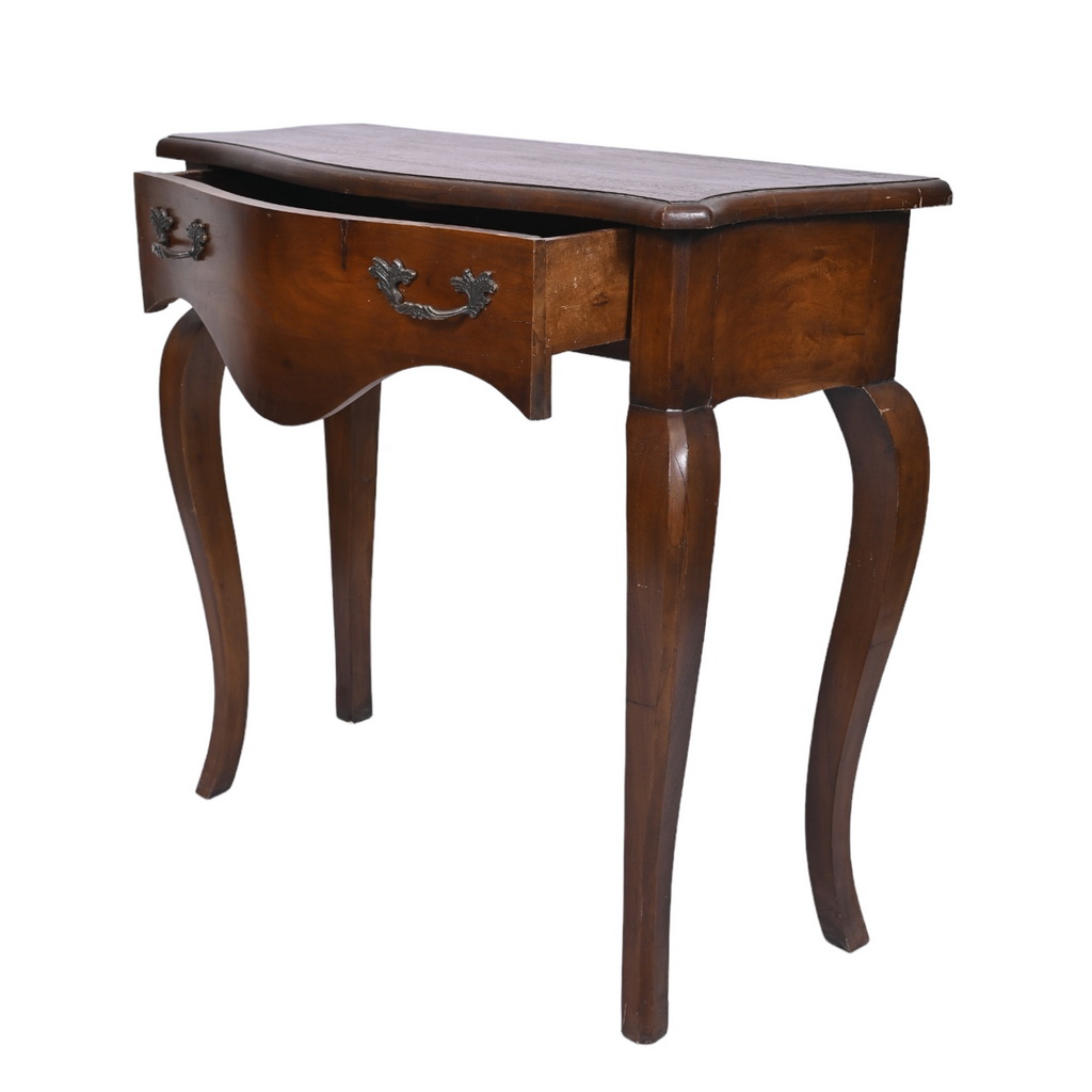 Cabriole compact console