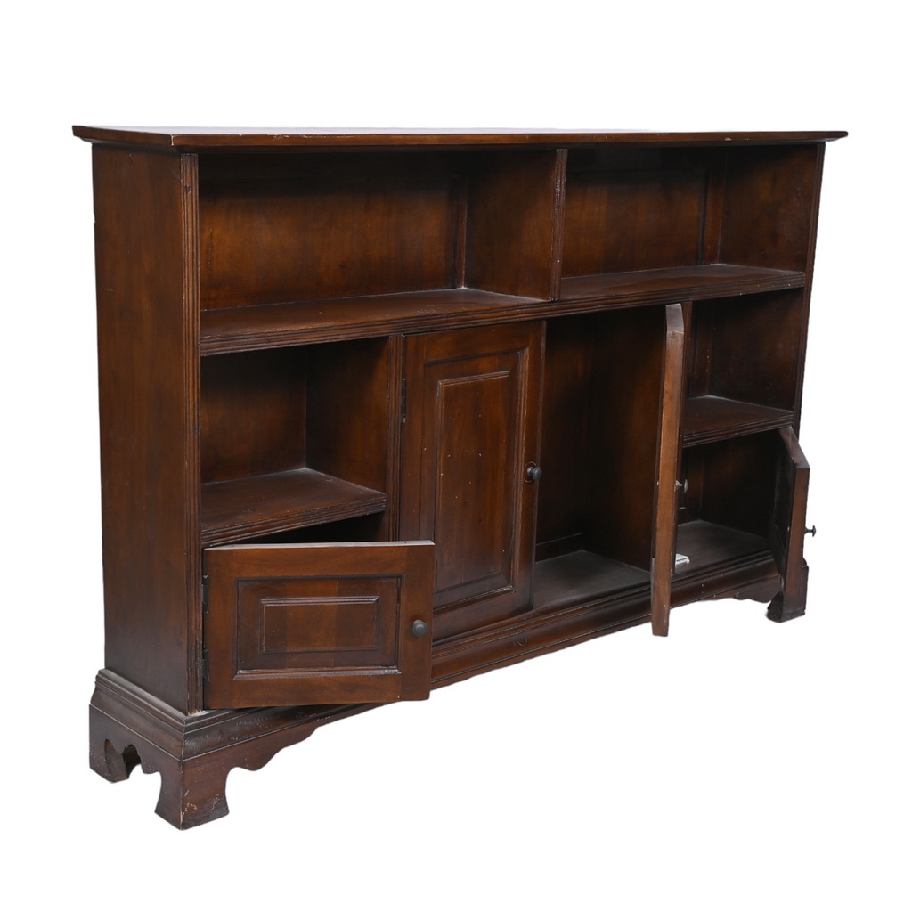 Edward Sleek dresser