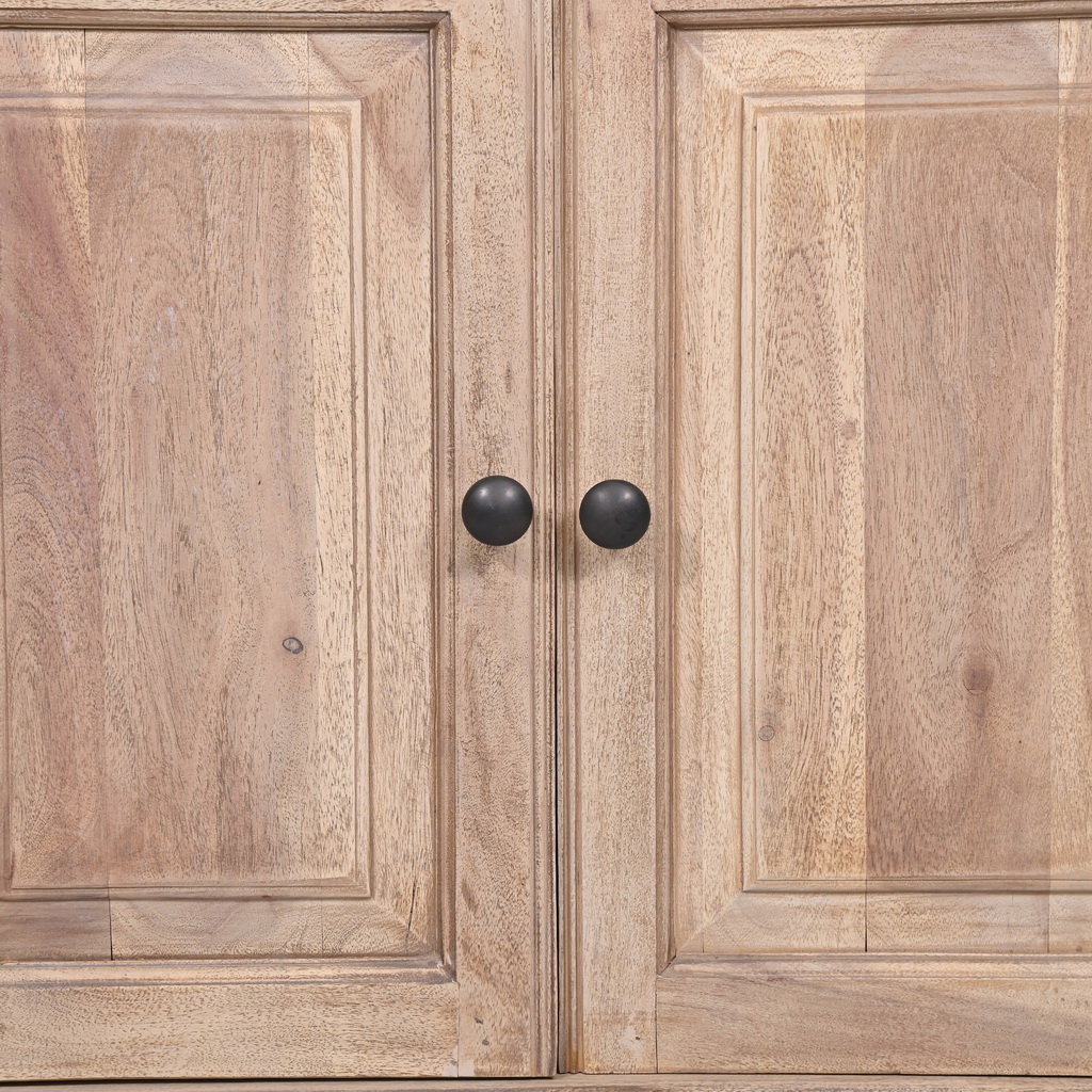 Edward Sleek dresser