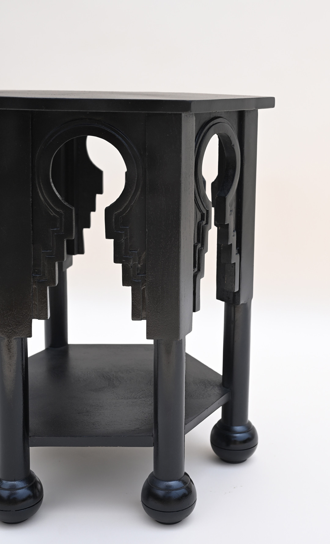 Hexagonal accent table