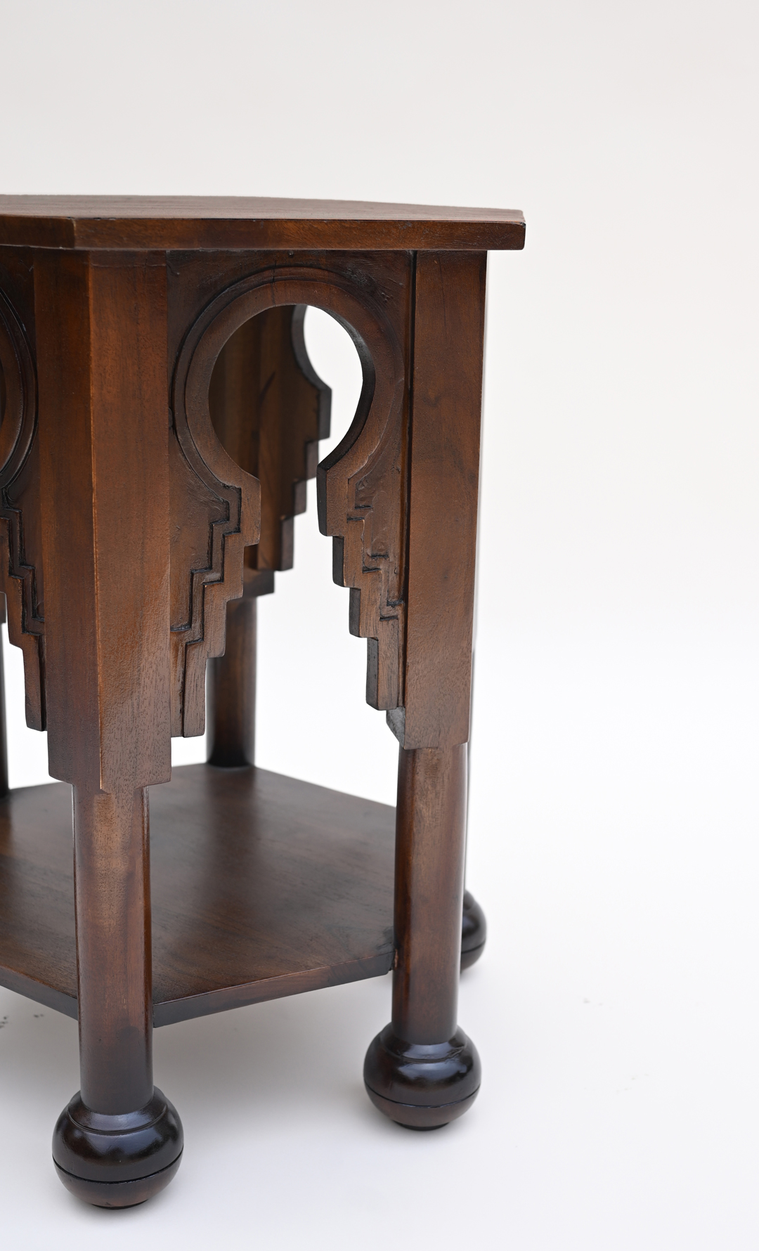 Hexagonal accent table