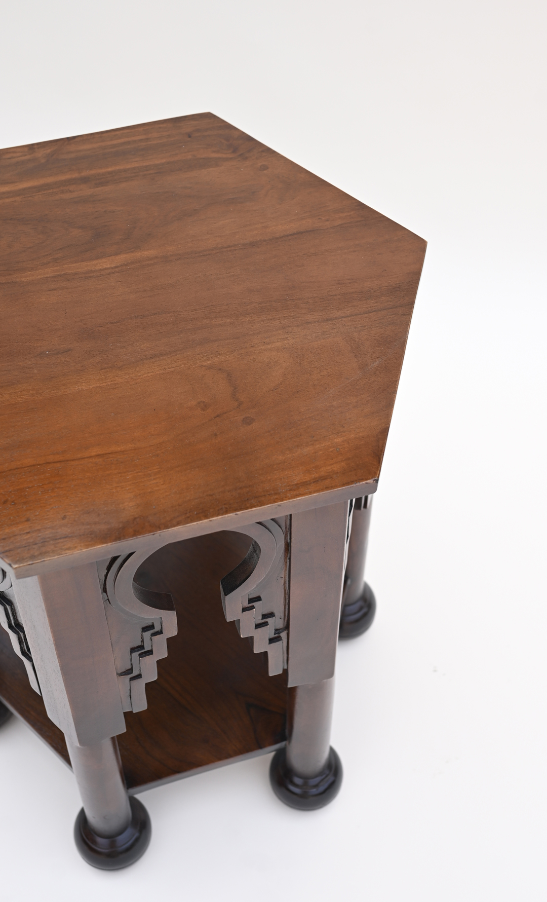 Hexagonal accent table