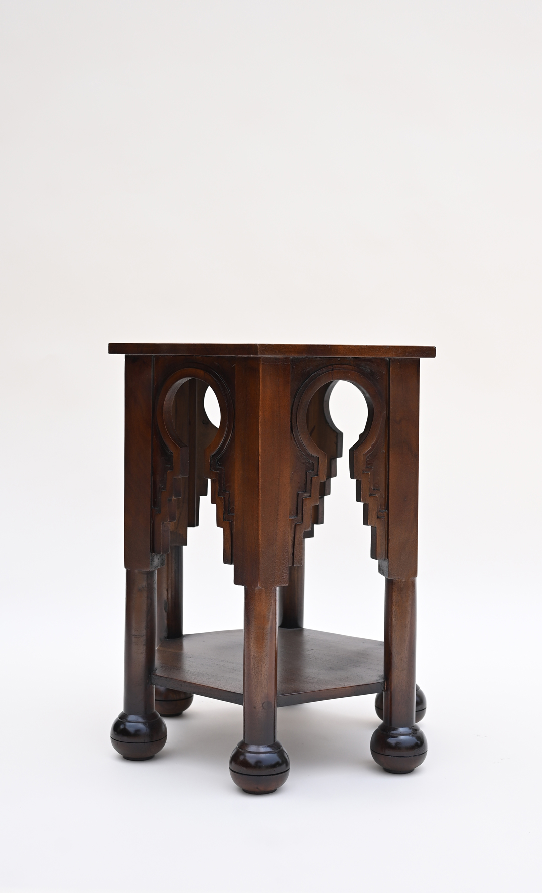 Hexagonal accent table