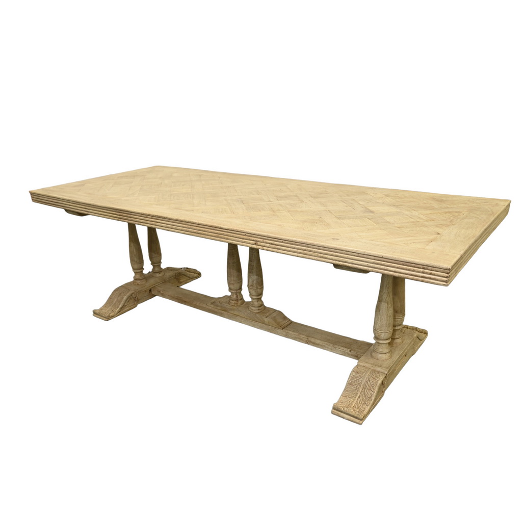 Country house dining table