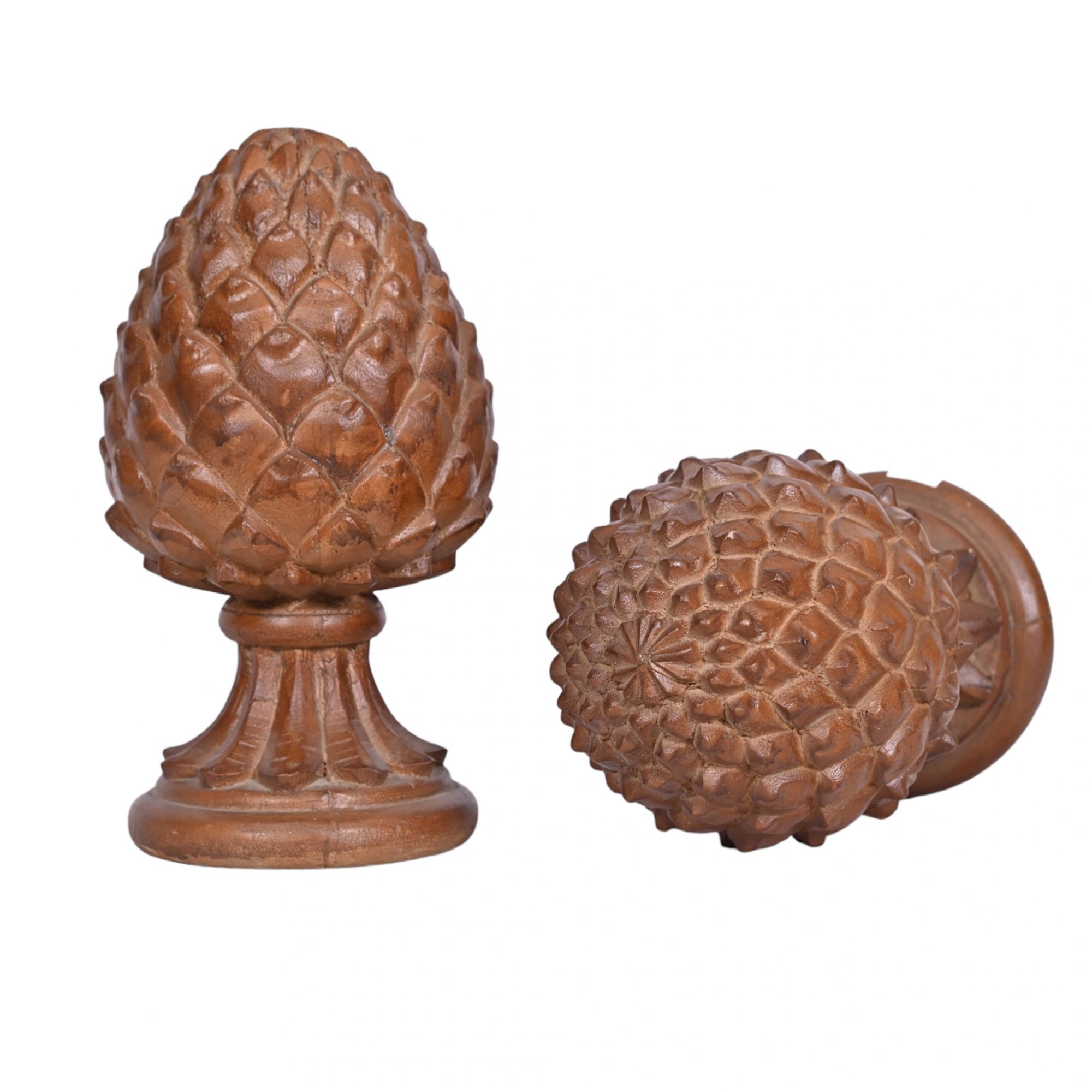 Wooden artichoke