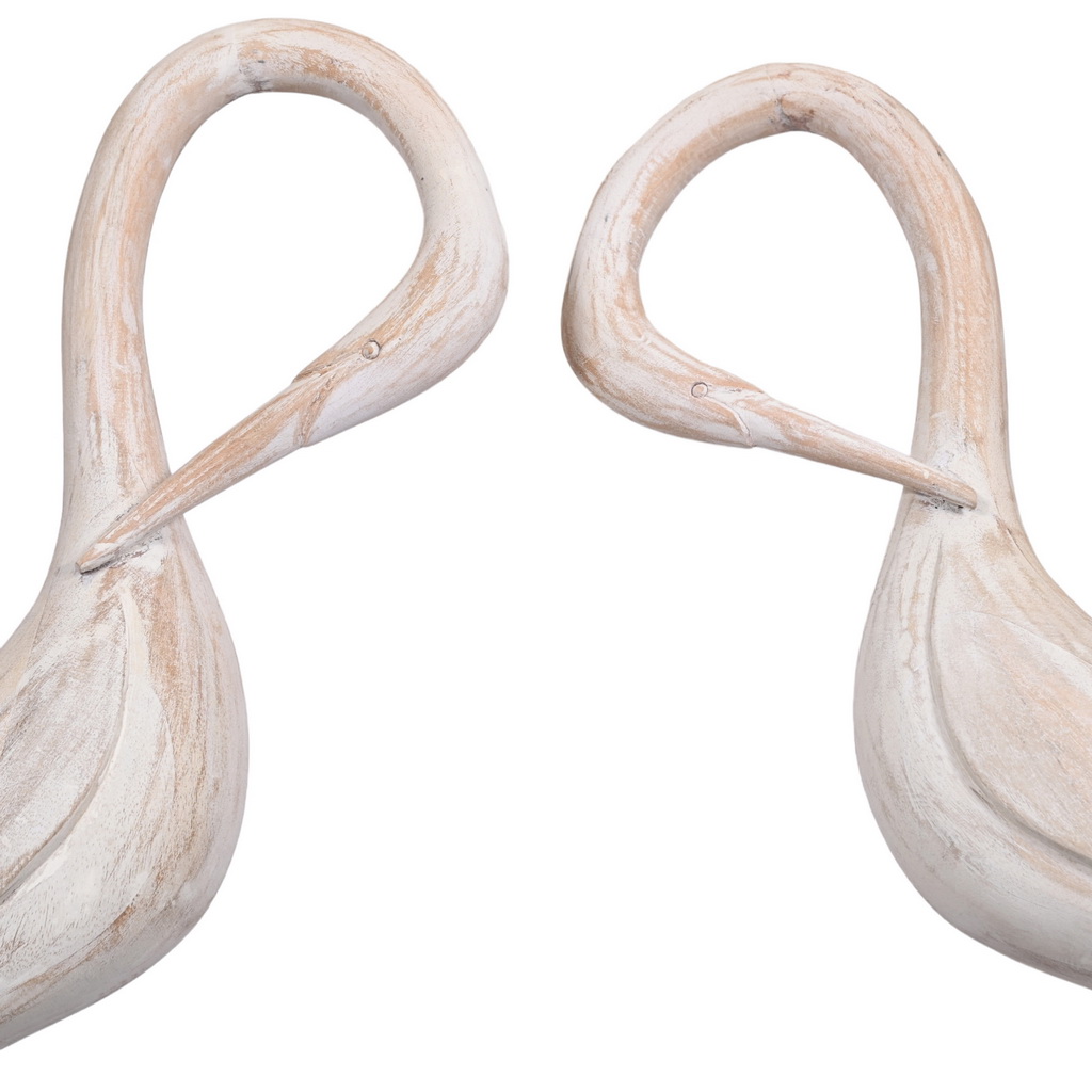 Wooden flamingos live size