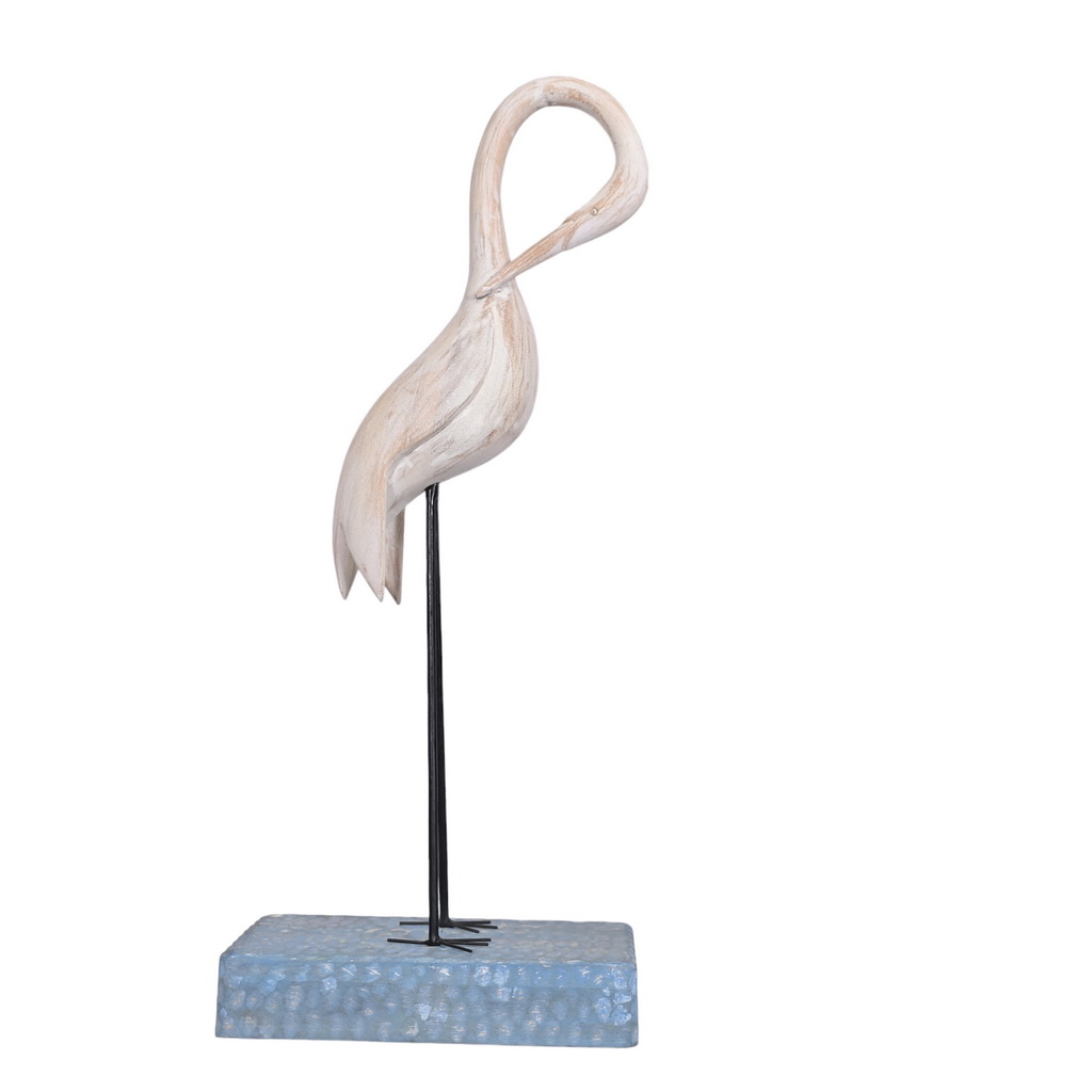 Wooden flamingos live size