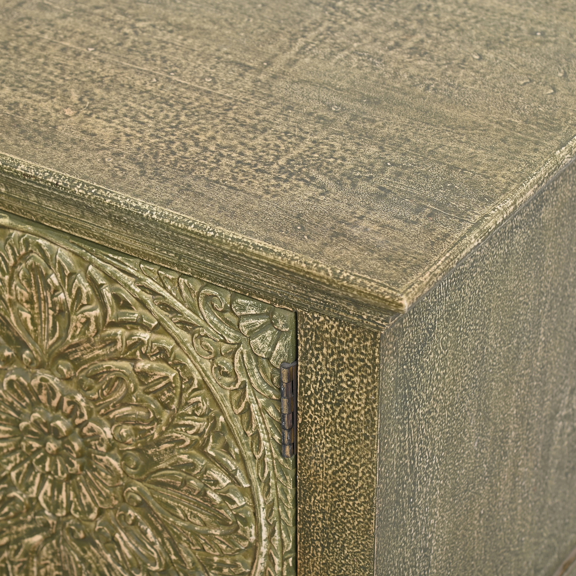 Distress green farmhouse sideboard