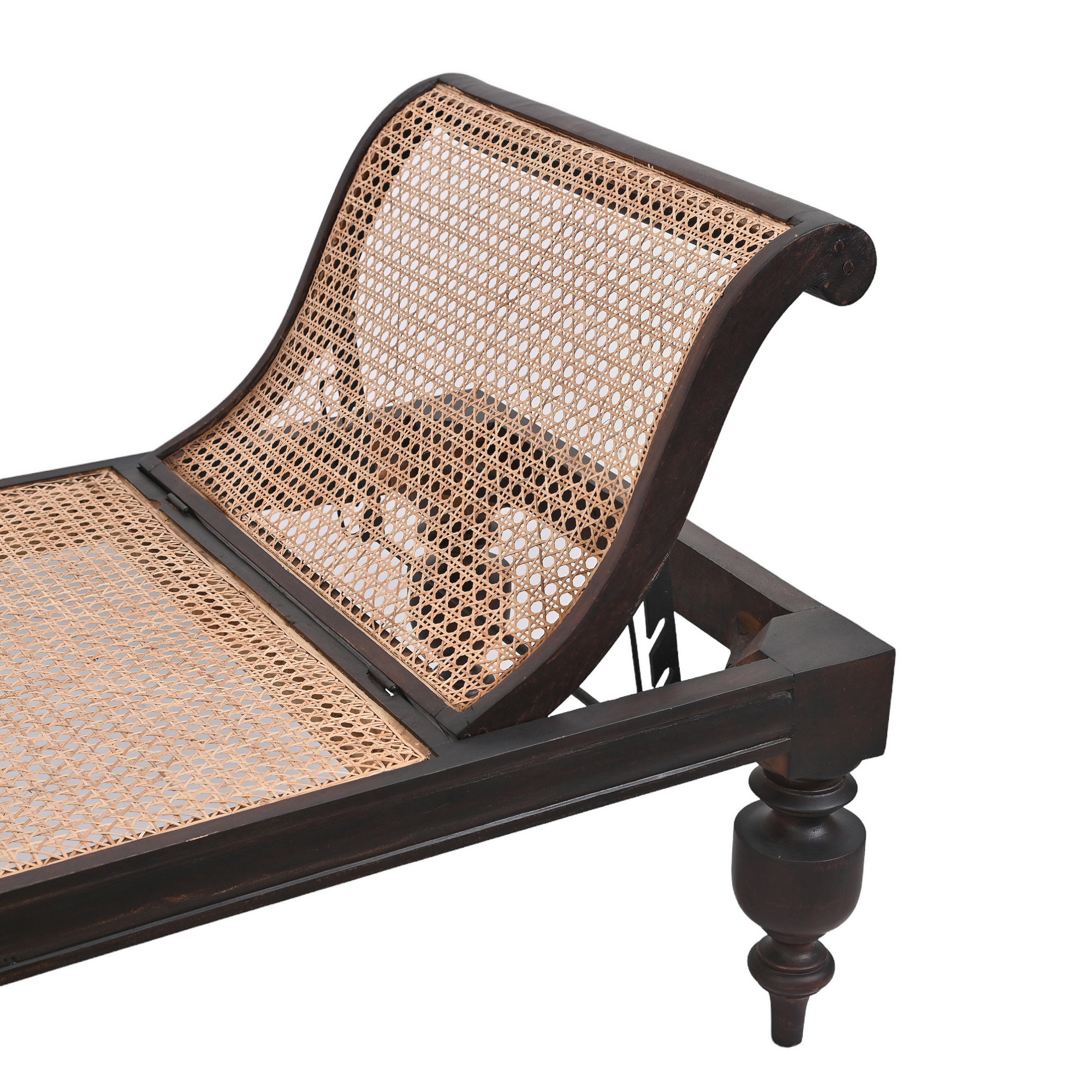 Colonial British Mahogany Caned Daybed