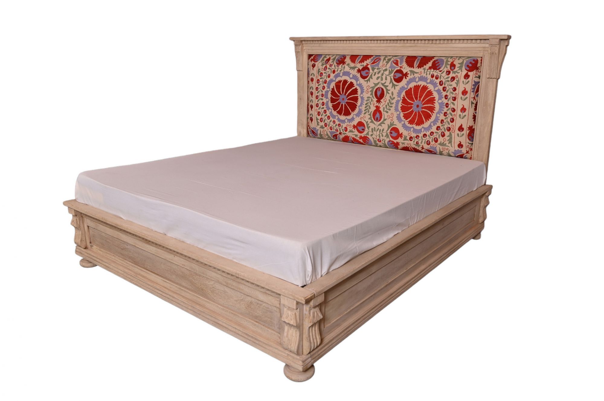 Suzani floral bed