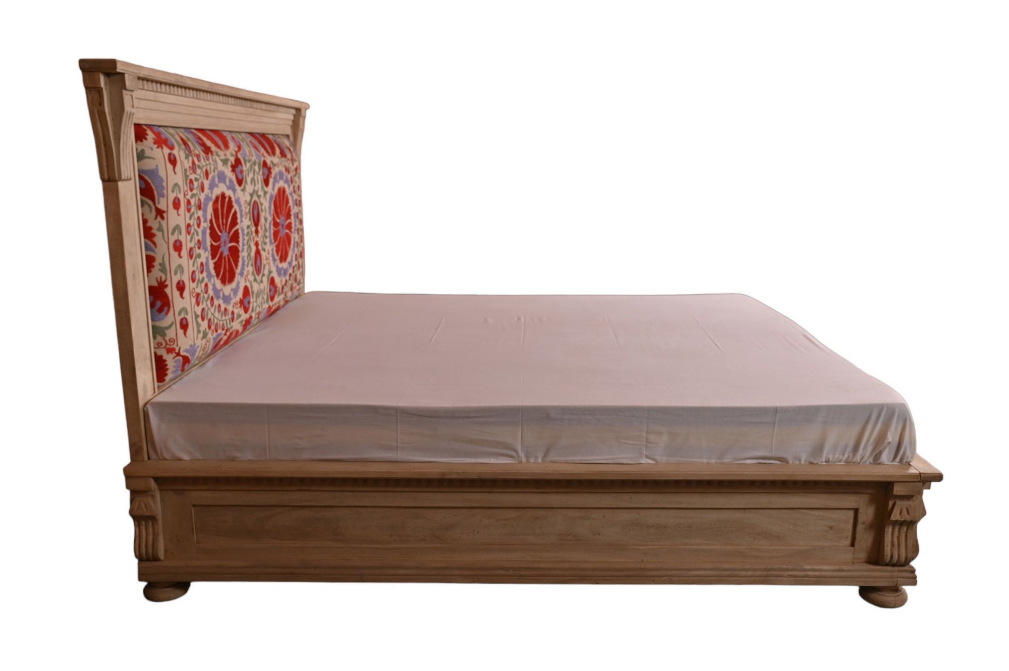 Suzani floral bed
